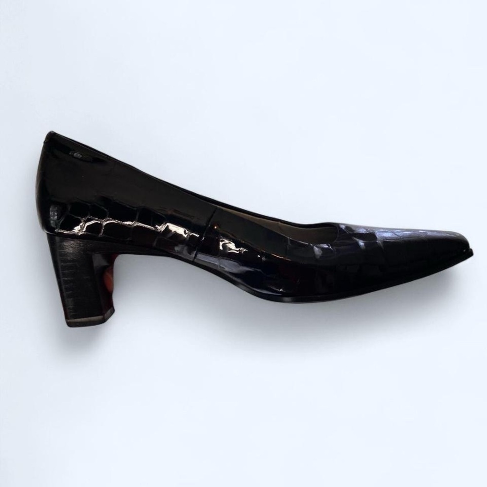Elegant Black Patent Leather Caressa Heels 7